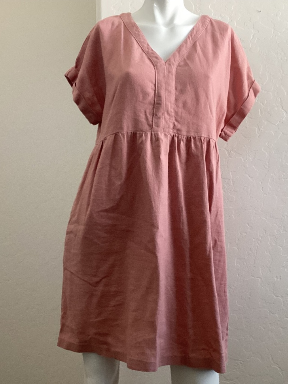 Briggs NEW WITHOUT TAGS, size M, dusty rose, loose fitting dress, w/ pockets
